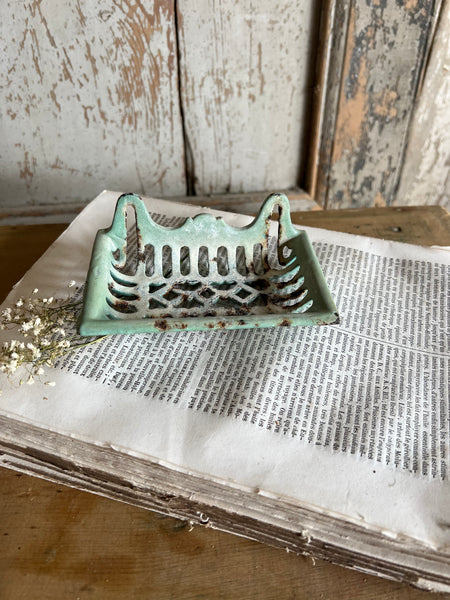 Metal Rustic Soap Dish