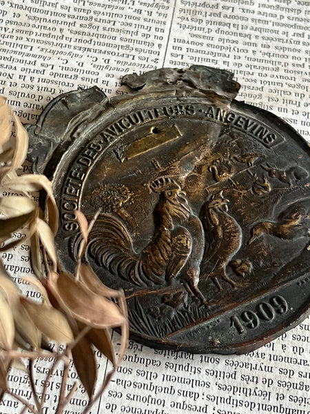 1909 Chicken Plaque