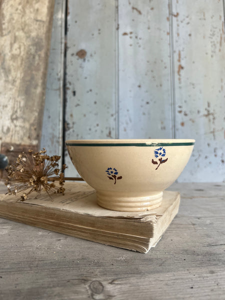 French Cute Floral Stencil Cafe au Lait bowl