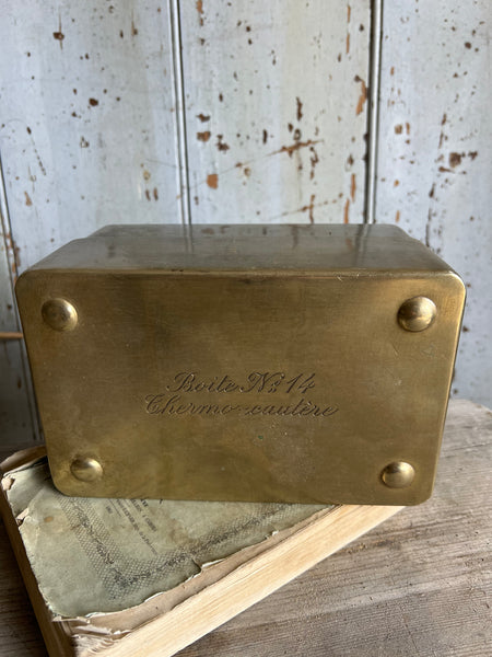 Vintage French Chemist Box