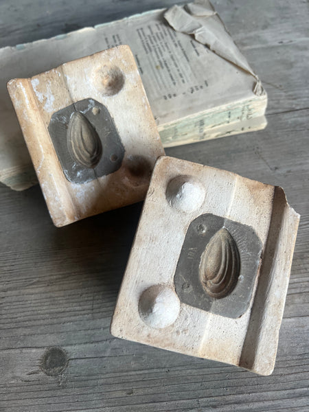French Vintage Mould