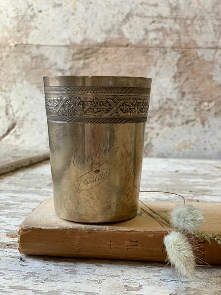 French Engraved Cup Candle in Seasalt & Woodsage from 1911