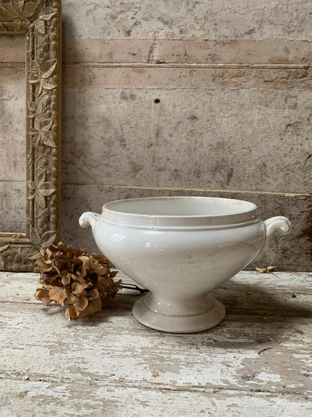 Medium French Vintage Soupiere