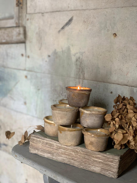 Earthenware Pot Candles in Seasalt & Woodsage