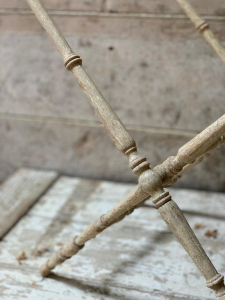 French Vintage Crochet Stand