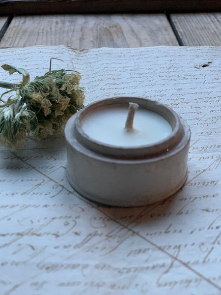 Small Vintage Paste Pot Candle in Darjeeling Tea