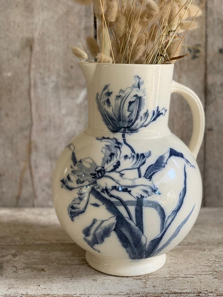 Beautiful Sarreguemines Blue Floral Vase