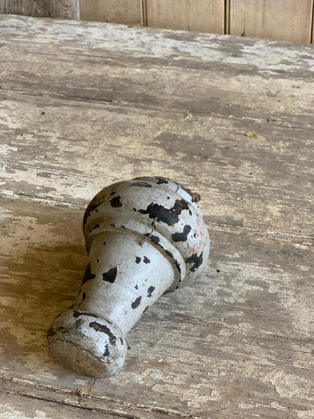 Wooden Chippy Paint Finial