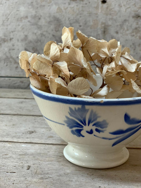 French Cute Floral Stencil Cafe au Lait bowl