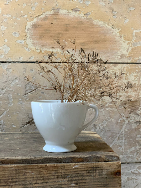 Vintage Cup Candle in Lavender and Seasalt