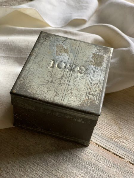 Vintage Tea Sample Tin