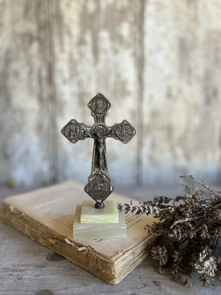 Gorgeous Vintage Metal Cross