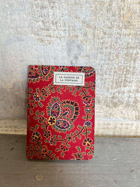 French Vintage Gorgeous Fontaine Book