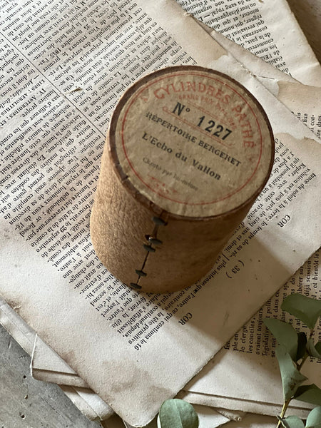 Wax cylinder box