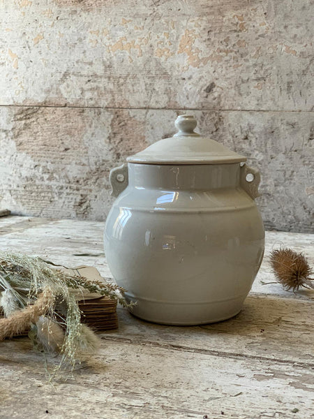 Lidded French Pot