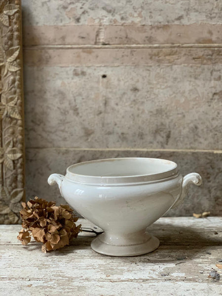 Medium French Vintage Soupiere