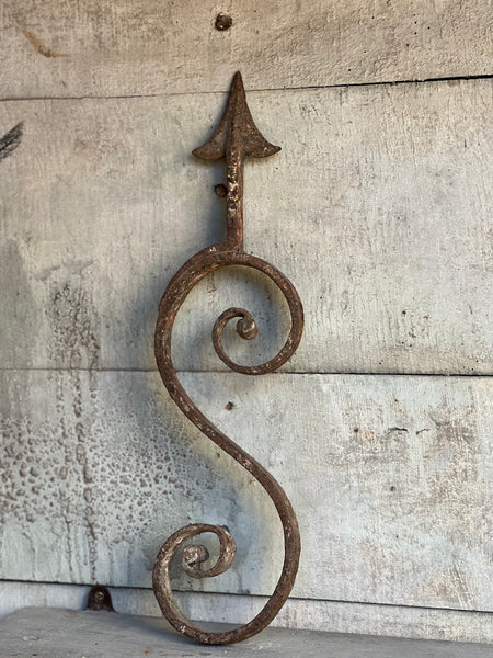 Antiques wrought Iron Decorative Piece