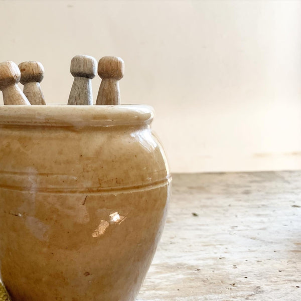 Victorian chunky stoneware jar