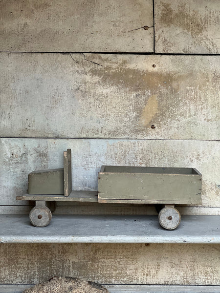 Rustic Vintage French Chippy Paint Truck