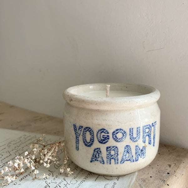 Vintage French Yoghurt Candle in Black Tea & Jasmine