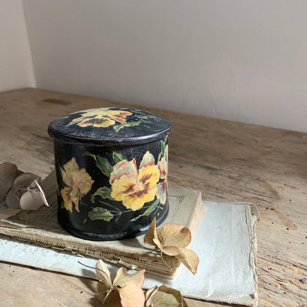 Vintage Pansy Box