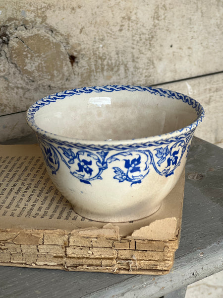 Sweet French Vintage Terre De Fer Bowl