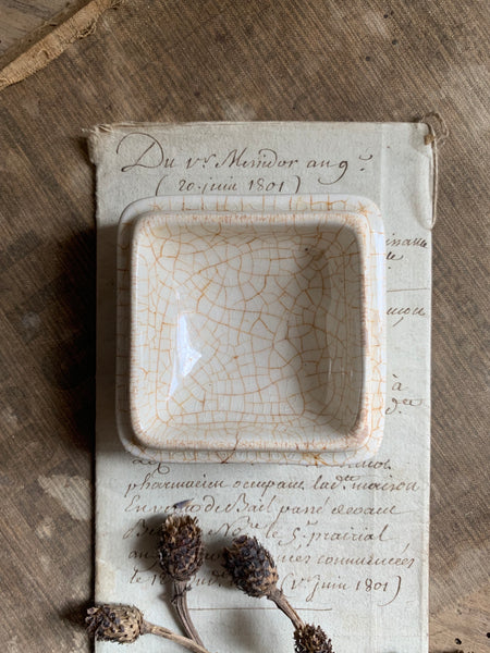 Antique Crazed Paste Pot