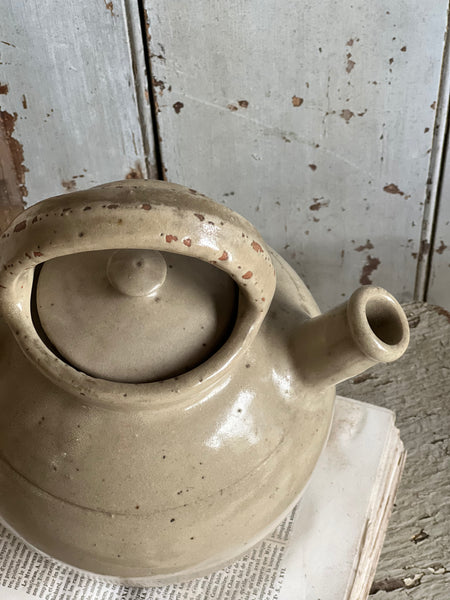 Vintage Lidded Gargoulette