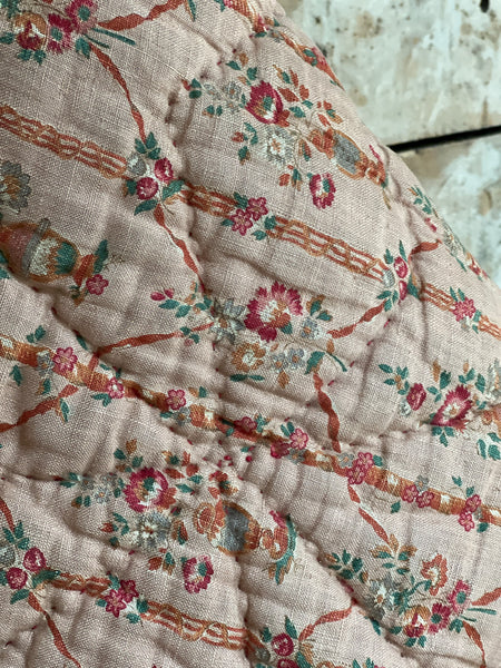 Beautiful Vintage French Quilt