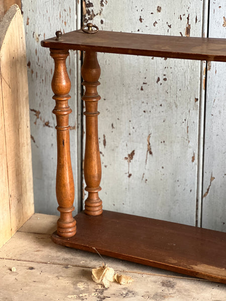 Sweet little vintage shelf unit