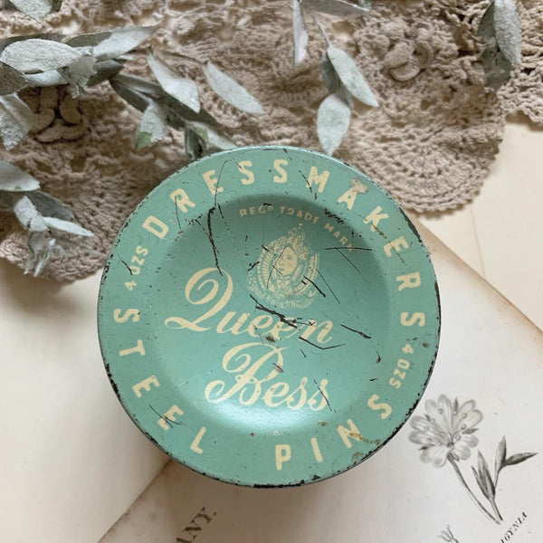 Vintage Queen Bee Dressmakers Pins Tin