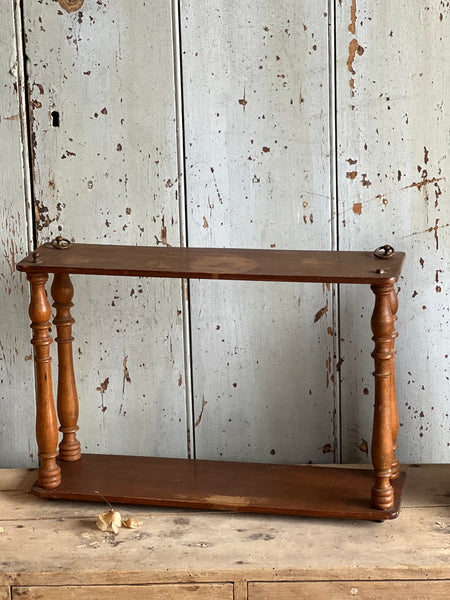 Sweet little vintage shelf unit