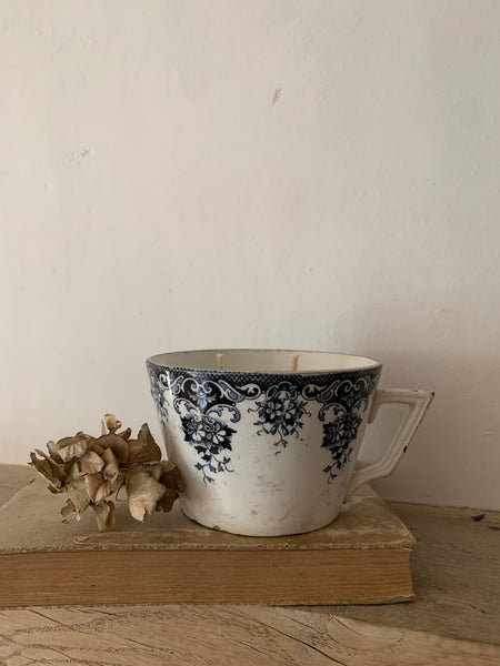 Vintage Transferware Mug Candle in Earl Grey & Cucumber