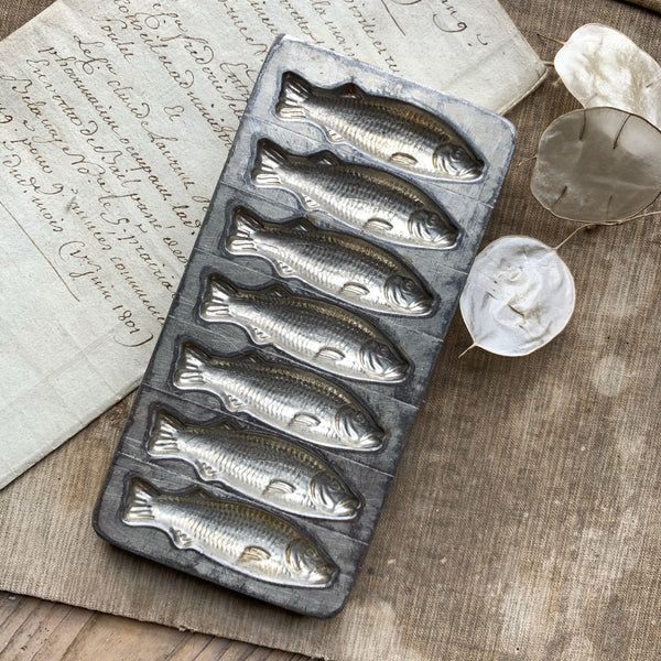 Vintage Fish Mould