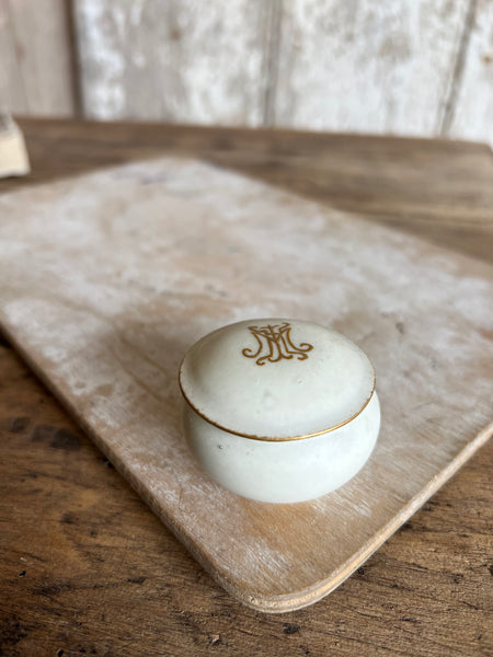 Royal China Pill Pot