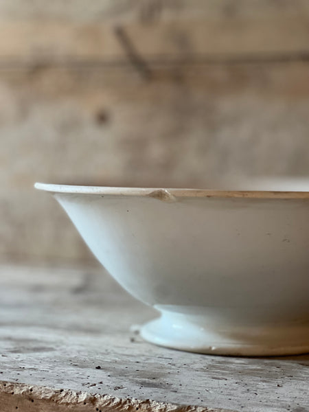 Vintage French creil et montereau Bowl