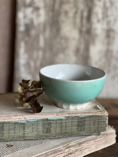 Plain Vintage Green French Cafe au Lait bowl