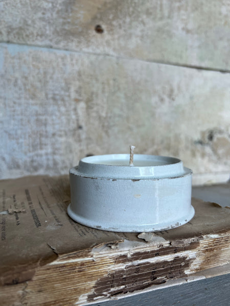 Vintage Paste Pot Candle in Green Tomato Leaf