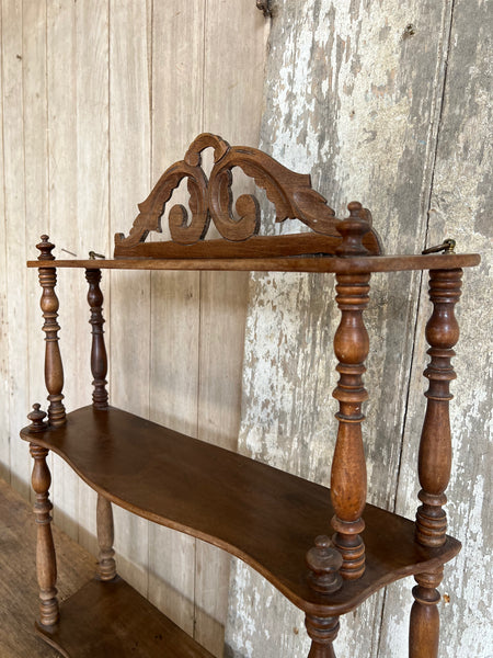 Sweet little vintage shelf unit