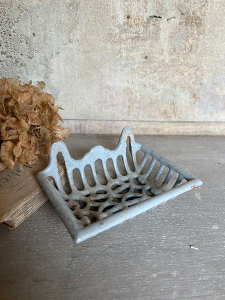 Metal Rustic Soap Dish