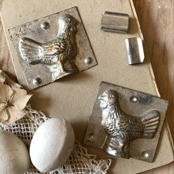 Small Vintage Hen Mould (two piece)