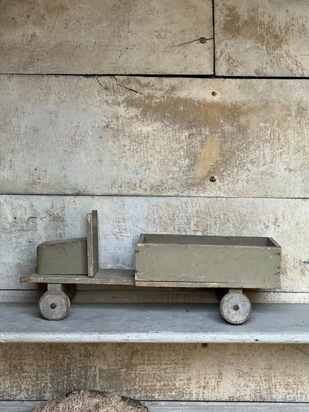 Rustic Vintage French Chippy Paint Truck