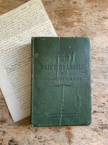 Vintage French Le Saint Evangile Book