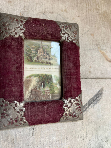 Velvet Frame French Vintage