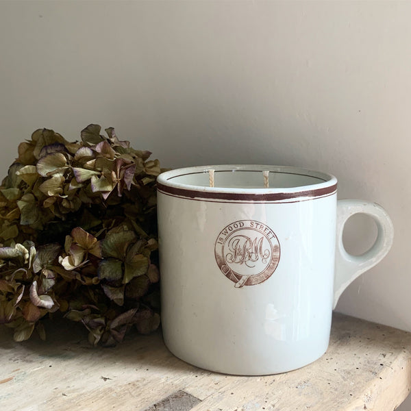 Large Vintage Mug Candle in Black Tea  & Jasmine