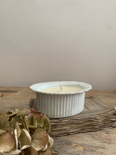 Rustic French Pot Candle in Black Tea & Jasmine