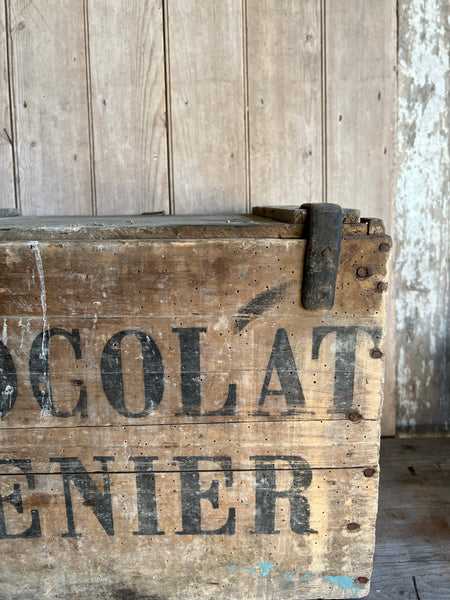 Vintage Chocolat Menier Crate
