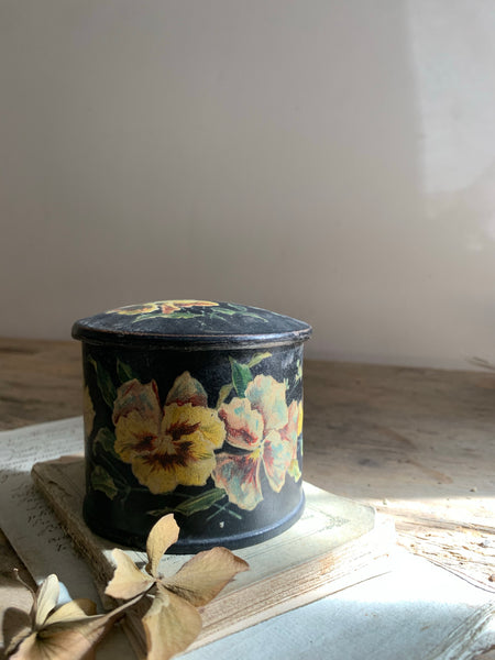 Vintage Pansy Box