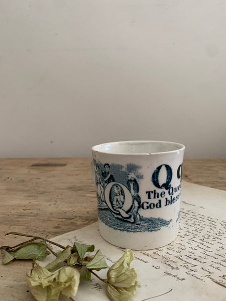 Victorian Alphabet Mug (Q)