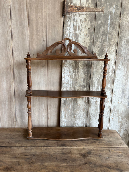 Sweet little vintage shelf unit
